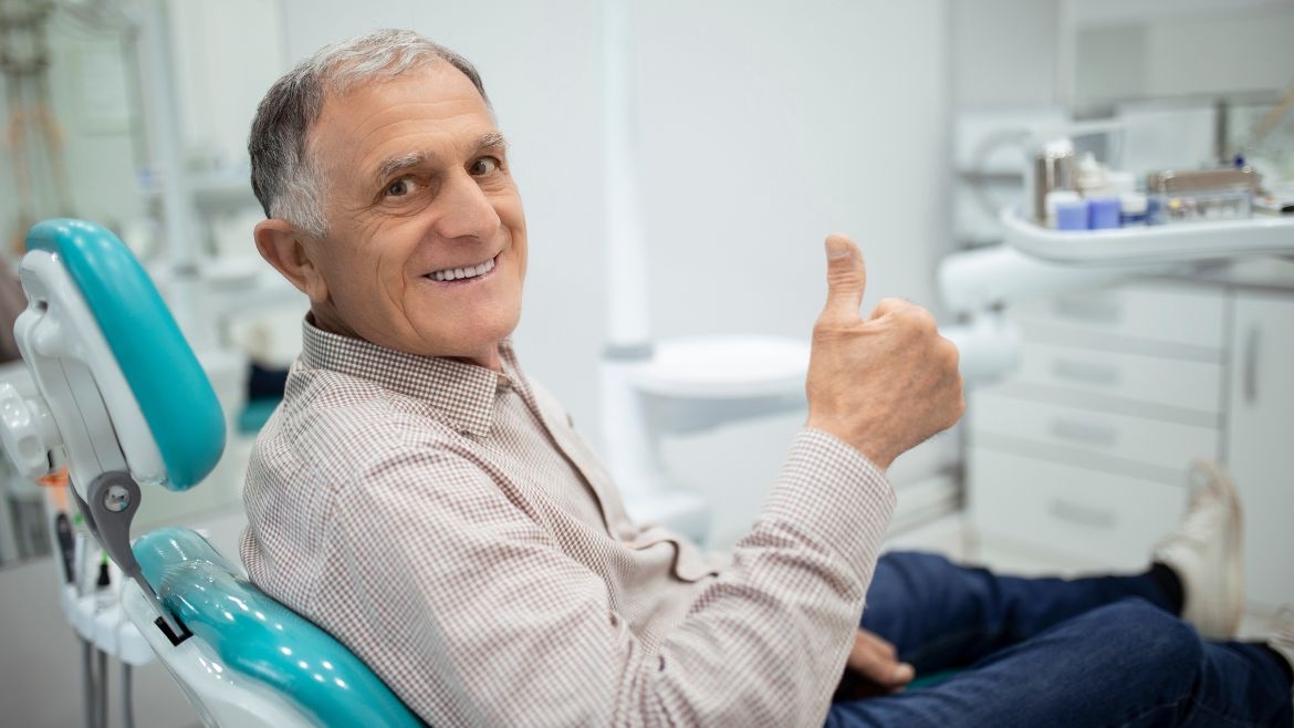 How to Promote Good Dental Health in Seniors